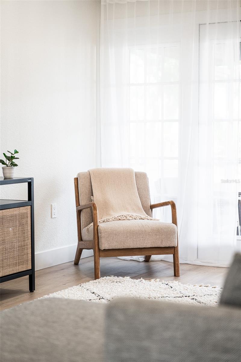 SOUTH VENICE - Residential