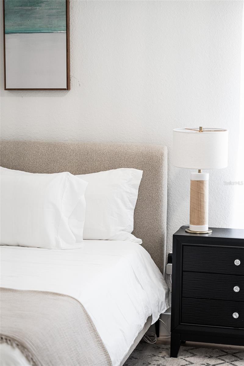 SOUTH VENICE - Residential