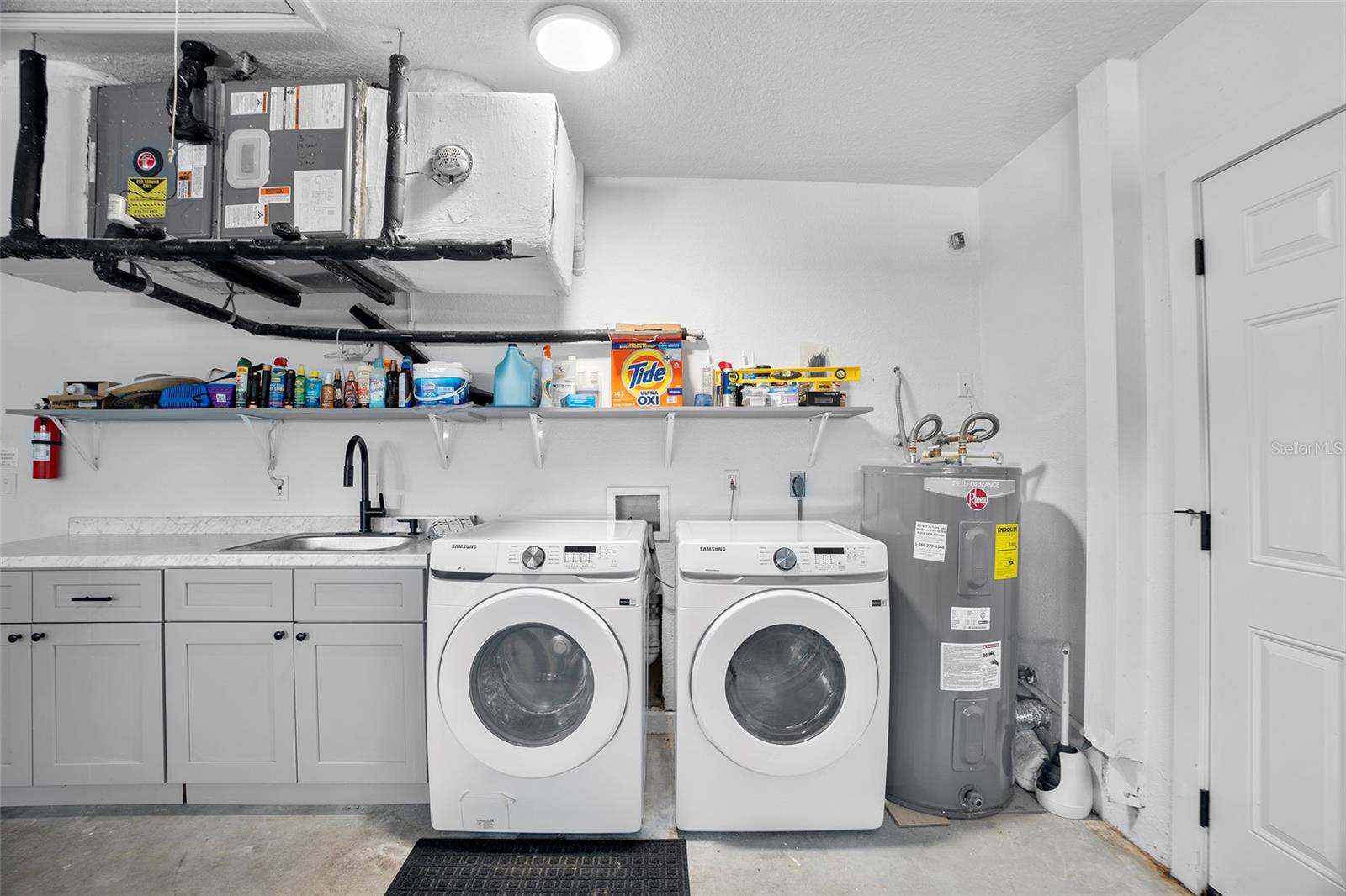 SOUTH VENICE - Residential