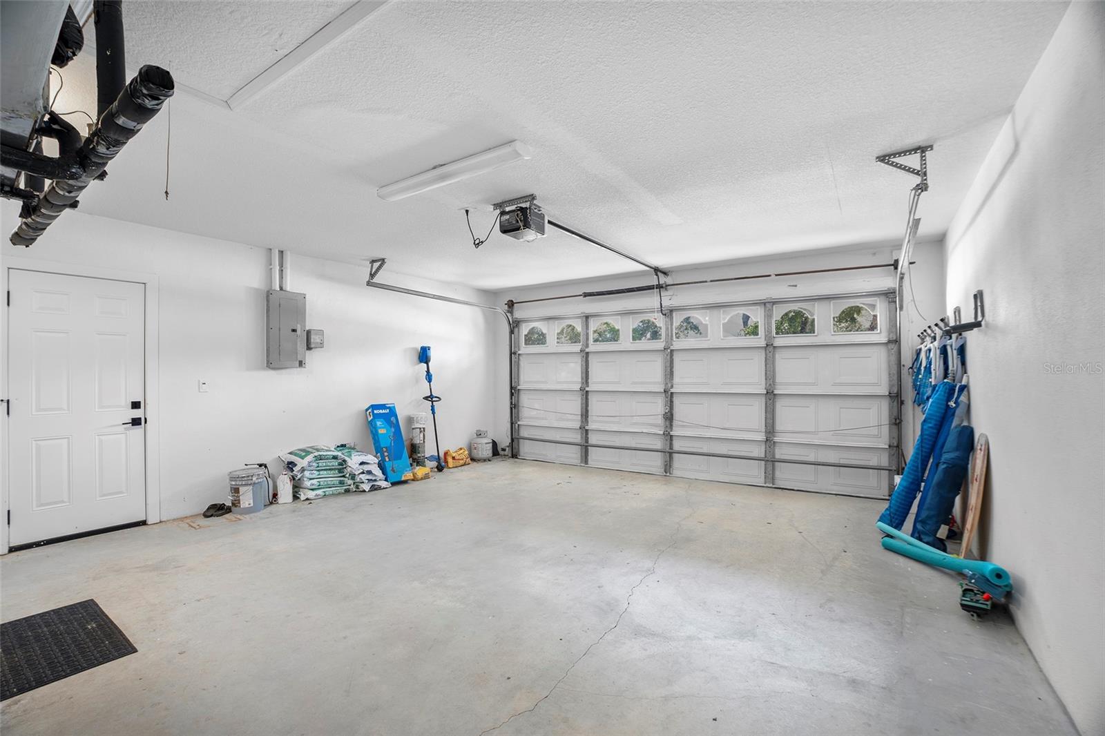 SOUTH VENICE - Residential