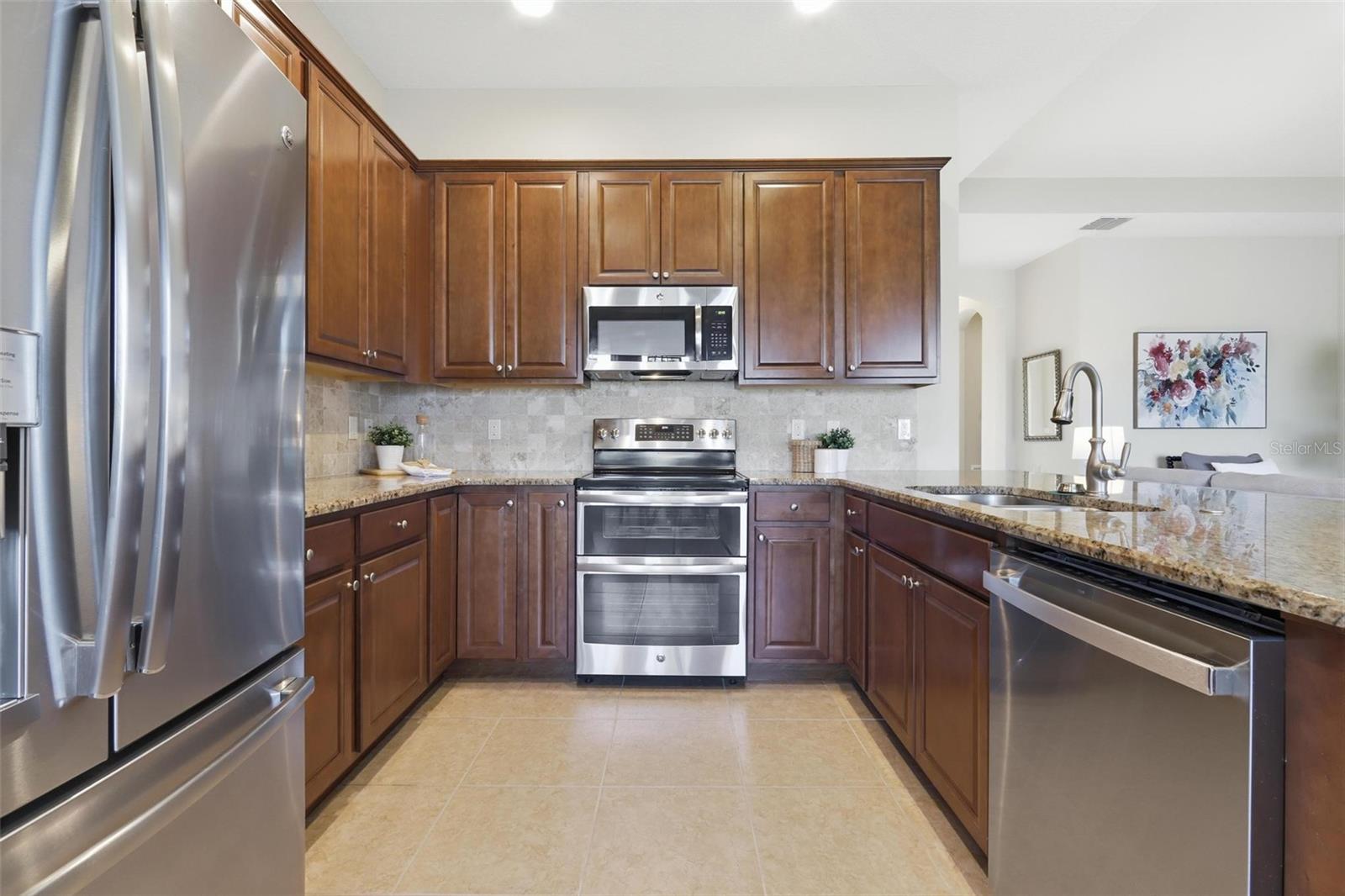 VICTORIA GARDENS PH 4 - Residential