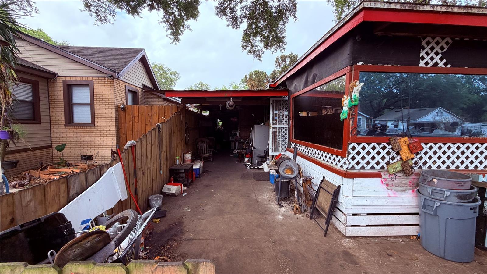 270 E 46TH STREET