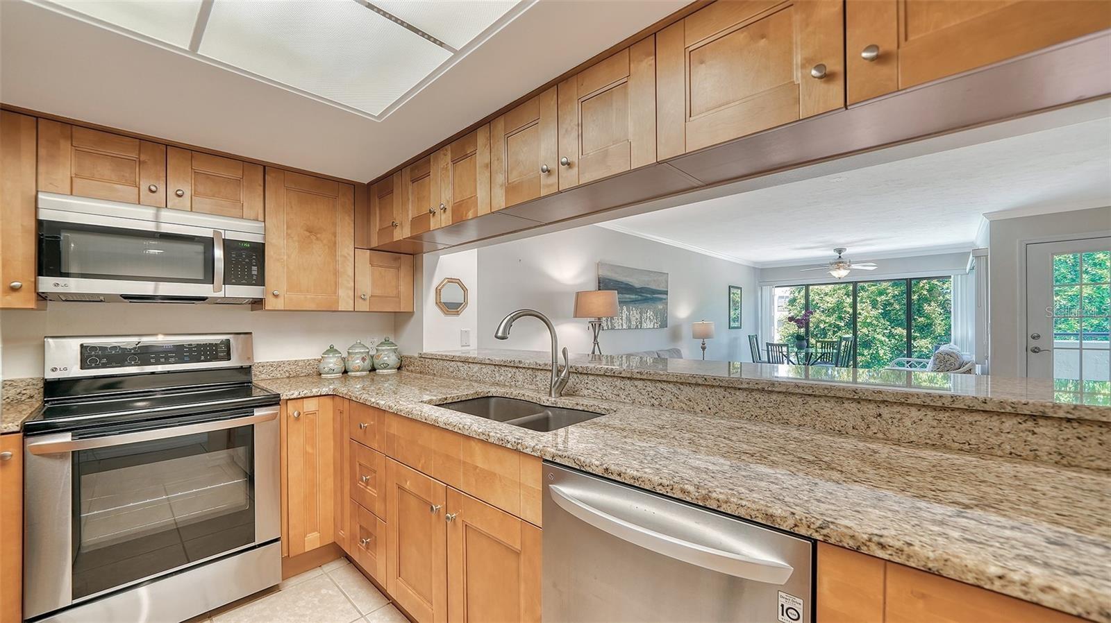 CENTRAL PARK - Residential Lease