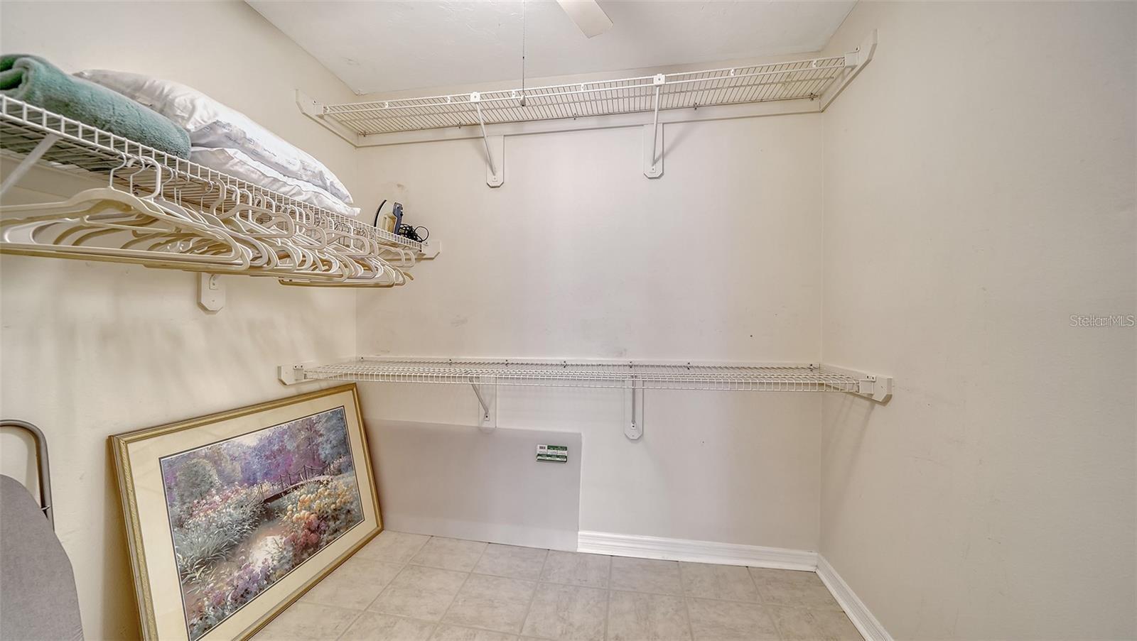 CENTRAL PARK - Residential Lease