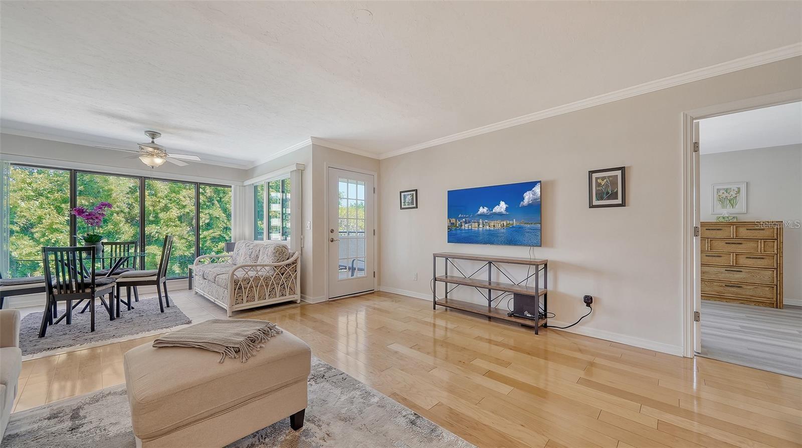 CENTRAL PARK - Residential Lease