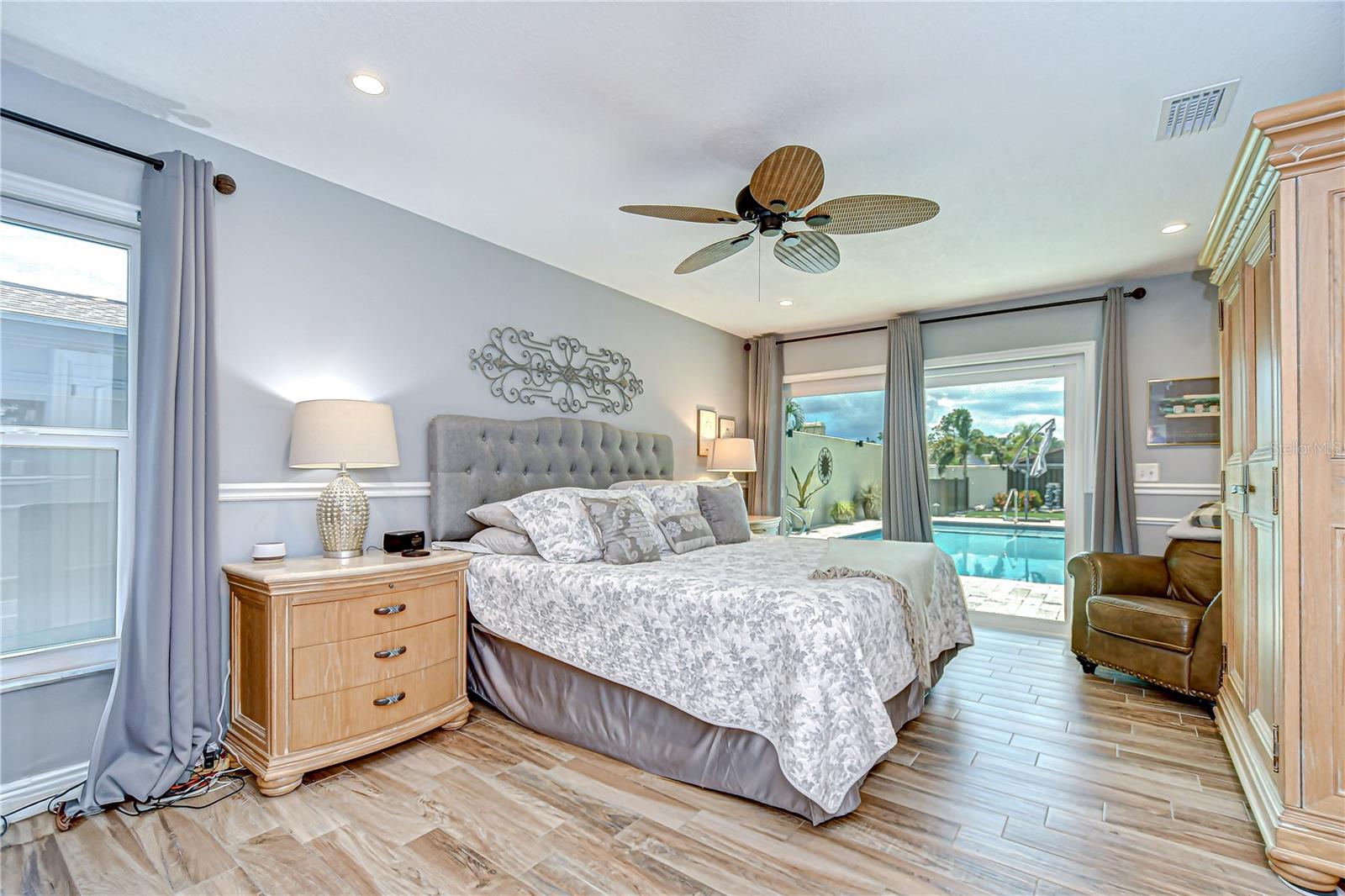 VILLAGE VI OF CARROLLWOOD VILL - Residential