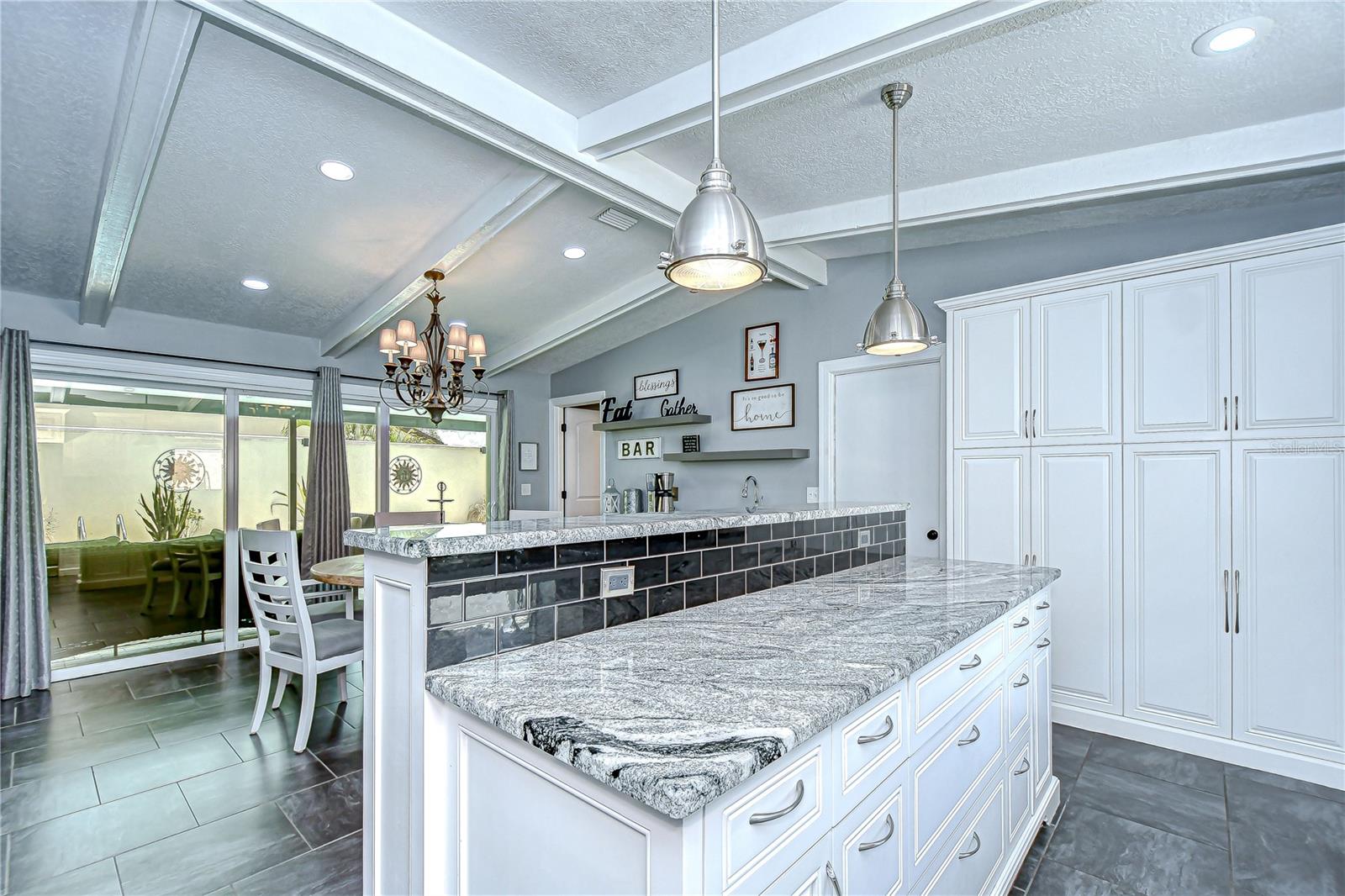 VILLAGE VI OF CARROLLWOOD VILL - Residential