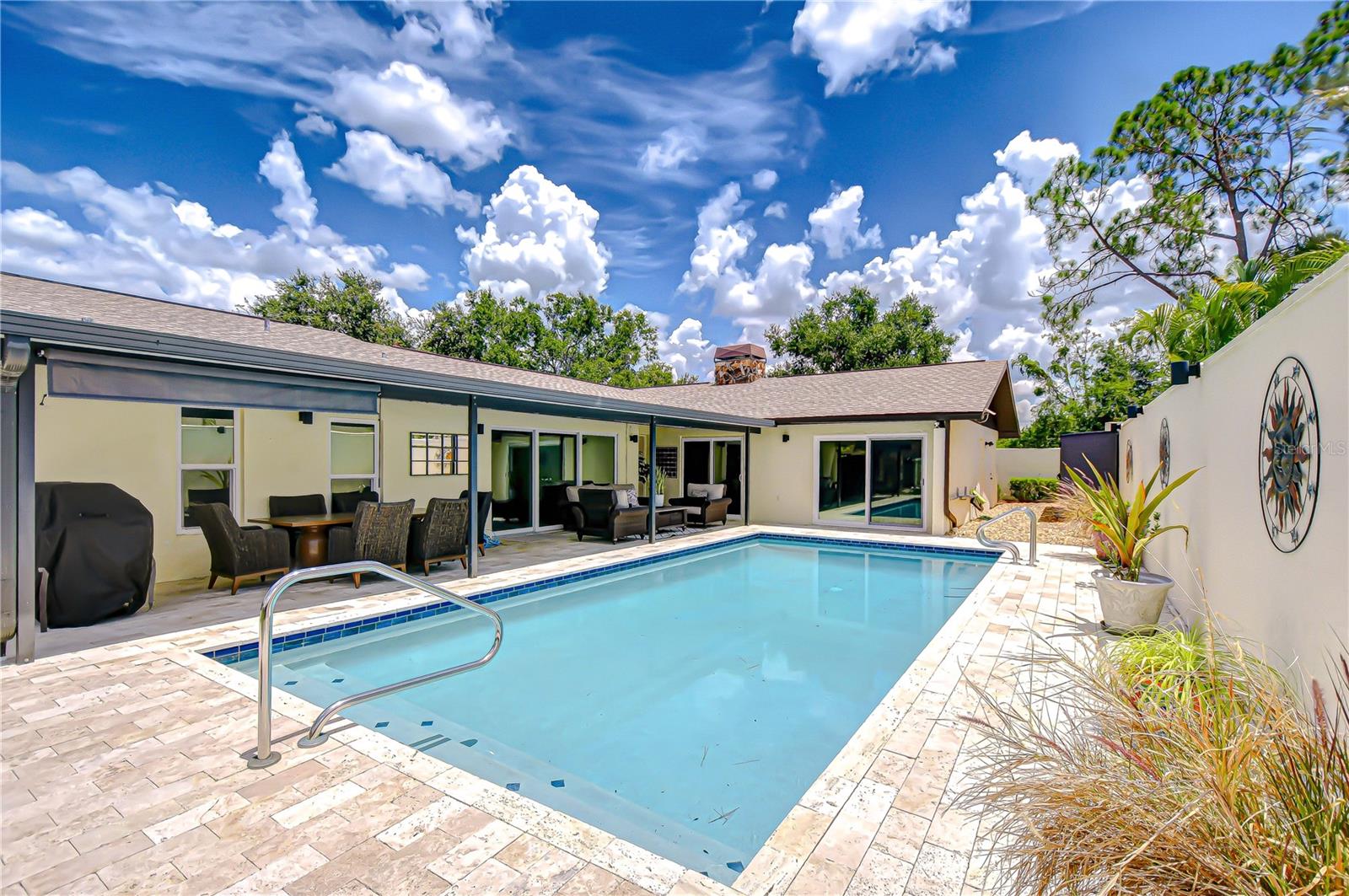 VILLAGE VI OF CARROLLWOOD VILL - Residential