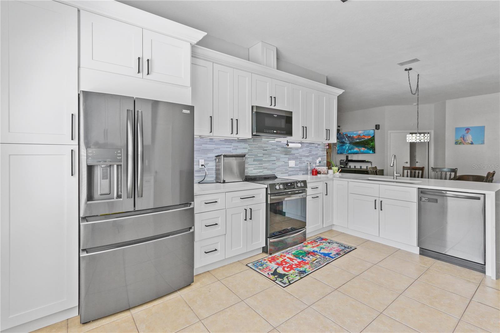10124 PINK CARNATION COURT