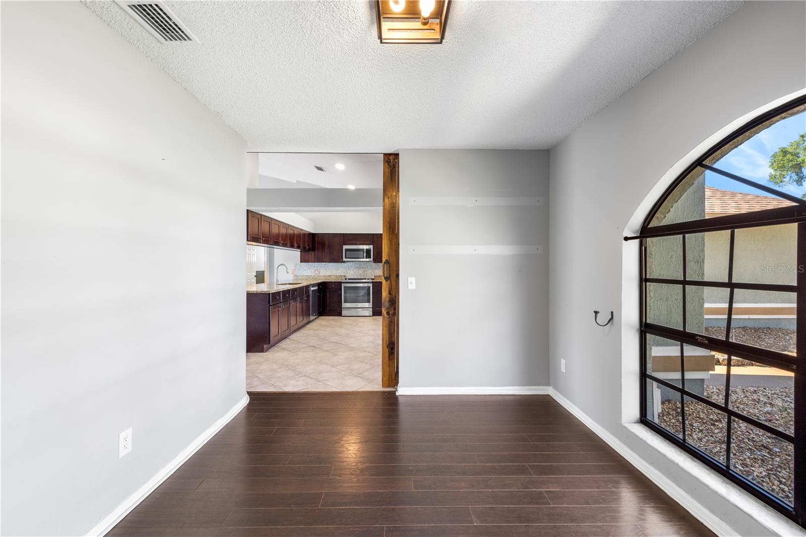 LAKE PADGETT - Residential