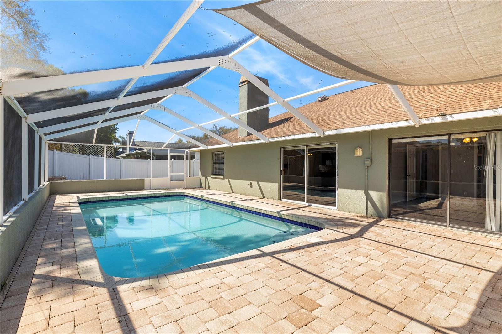 LAKE PADGETT - Residential