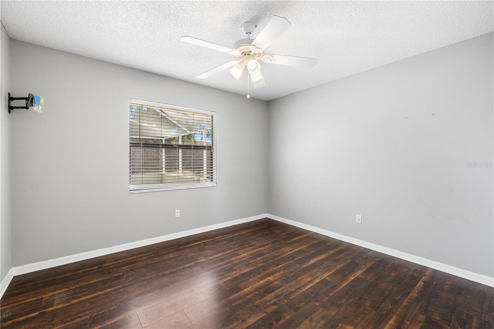 LAKE PADGETT - Residential