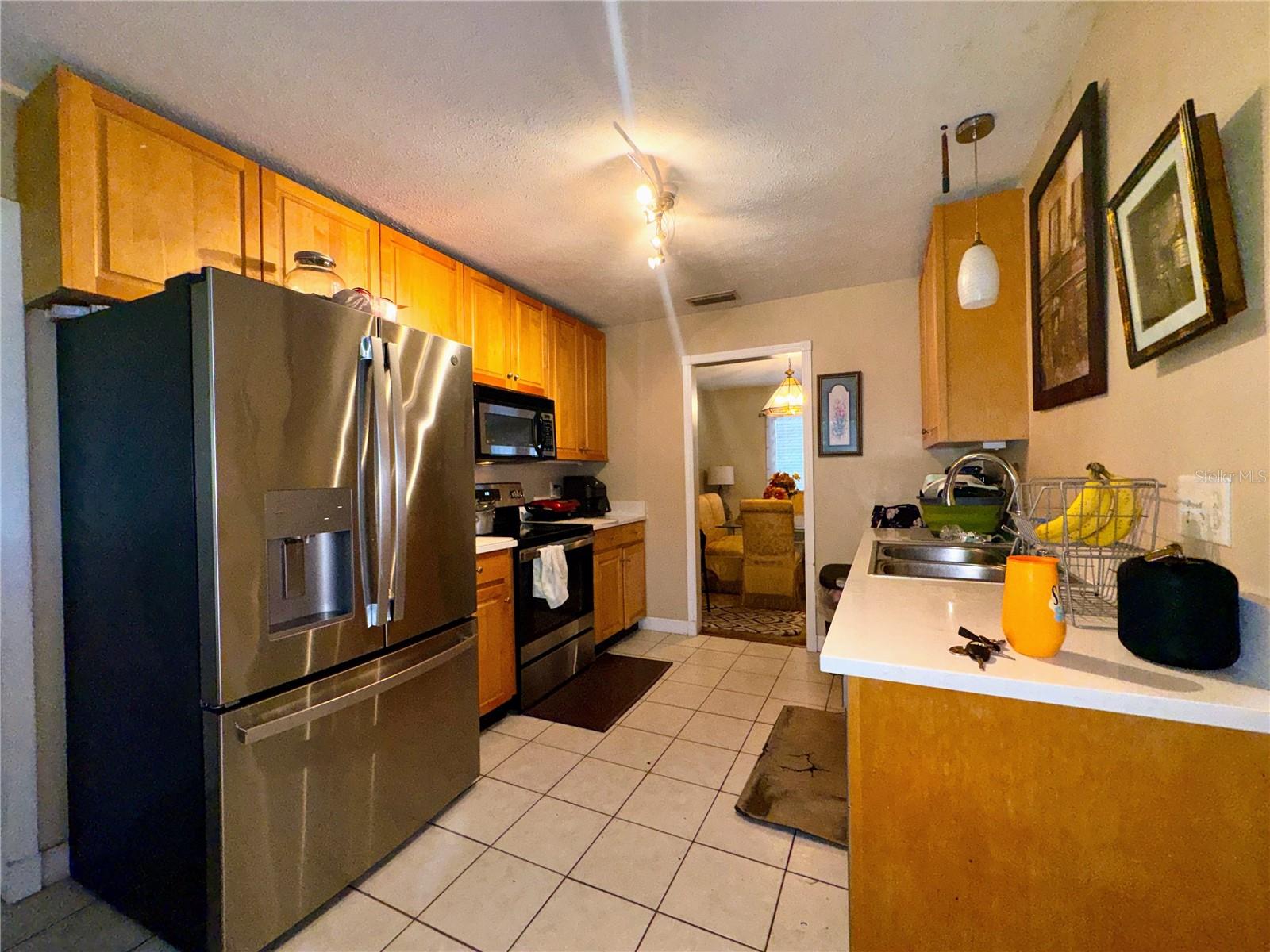 BRANDON FOREST SUB - Residential Lease