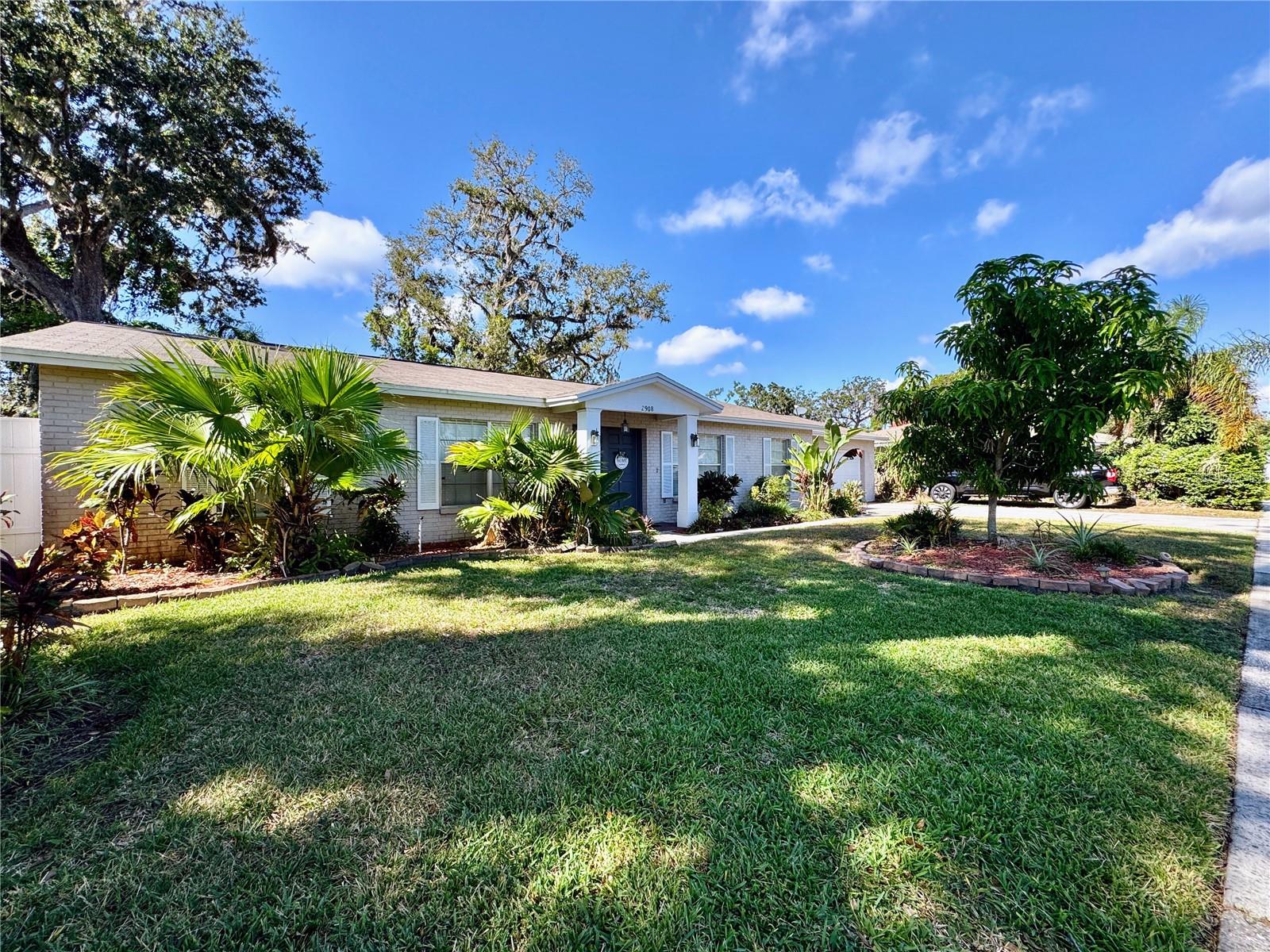 BRANDON FOREST SUB - Residential Lease