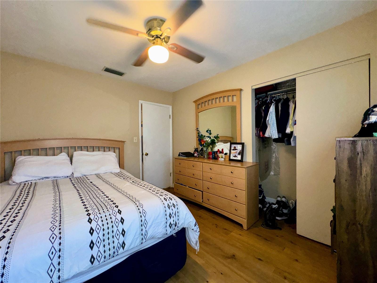 BRANDON FOREST SUB - Residential Lease