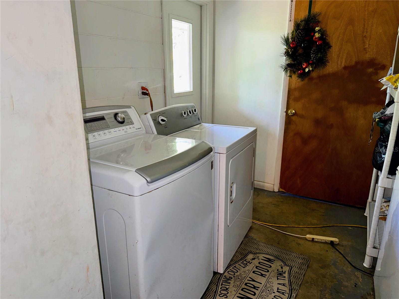 BRANDON FOREST SUB - Residential Lease