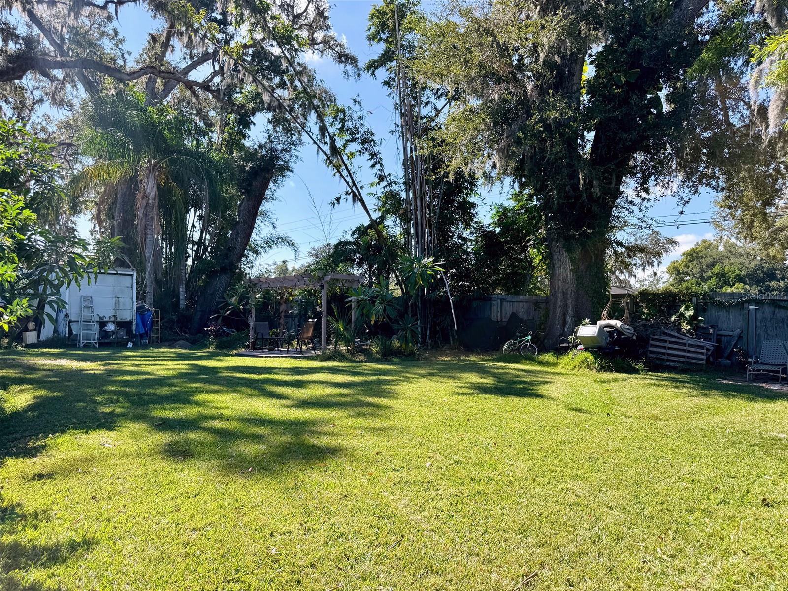 BRANDON FOREST SUB - Residential Lease