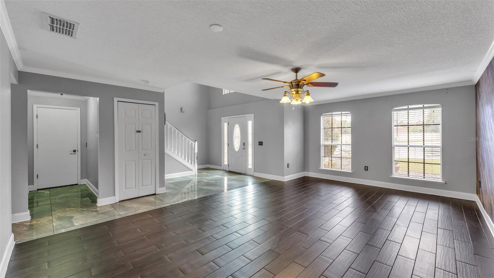 SPANISH OAKS - Residential