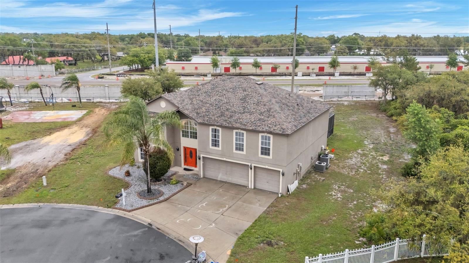 SPANISH OAKS - Residential