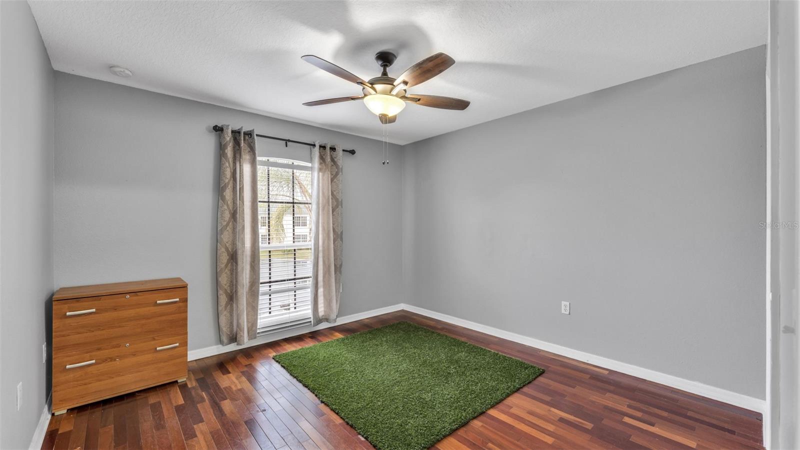 SPANISH OAKS - Residential