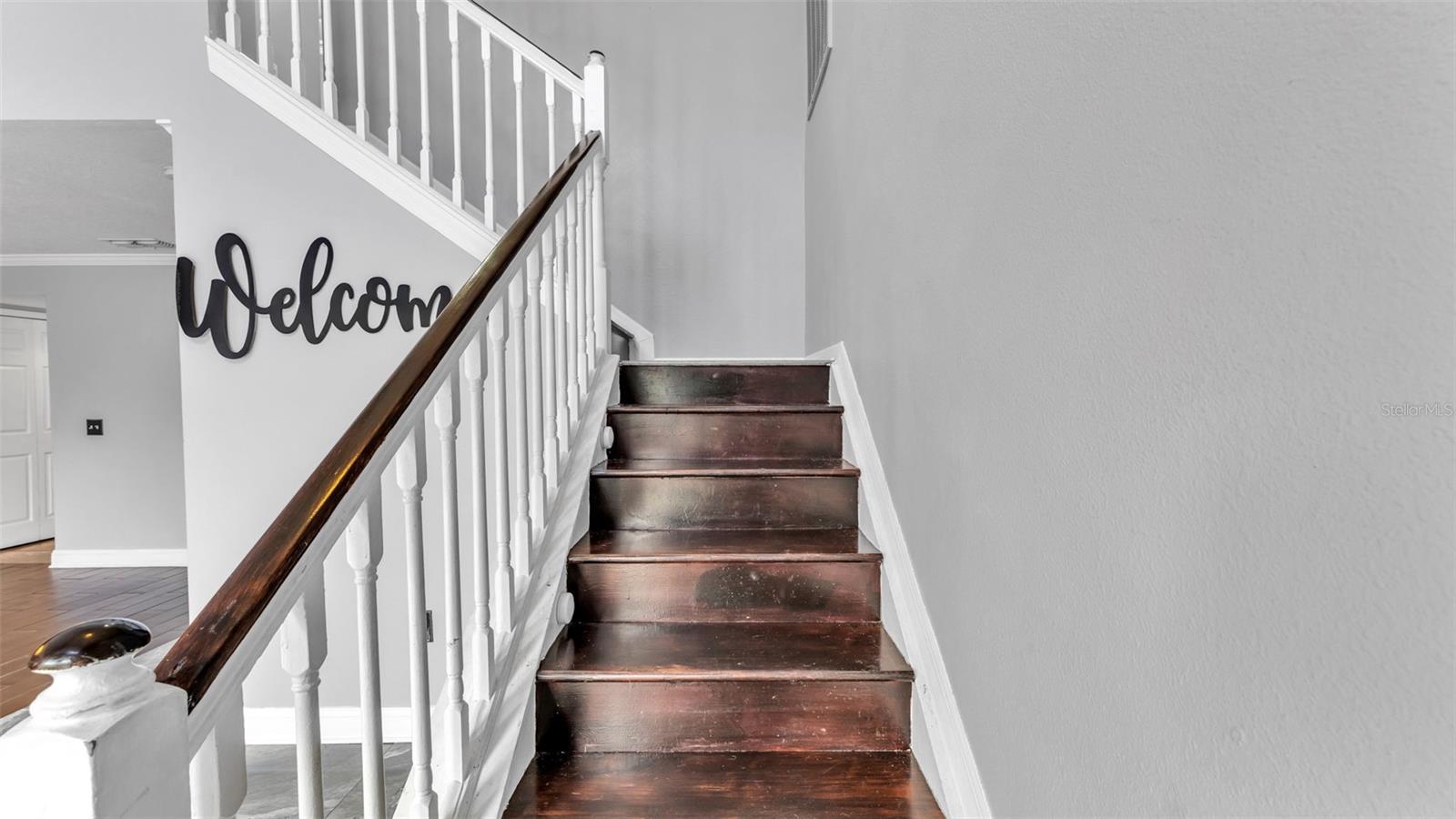 SPANISH OAKS - Residential