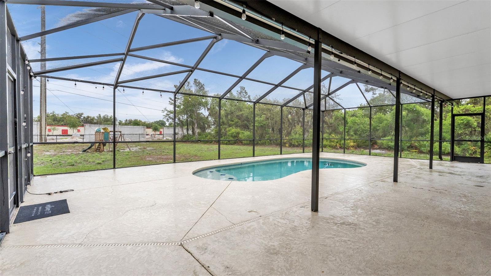 SPANISH OAKS - Residential