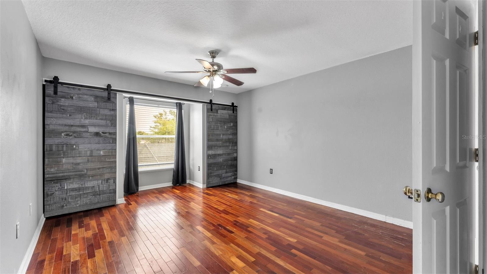 SPANISH OAKS - Residential