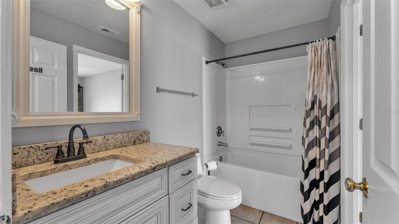 SPANISH OAKS - Residential