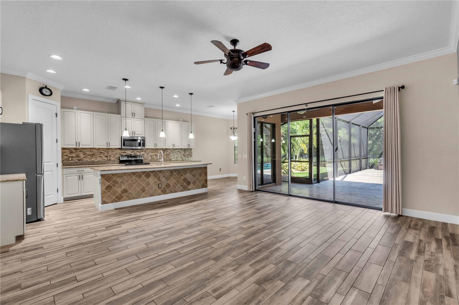 ARTISAN LAKES ESPLANADE PH I SP A-D - Residential