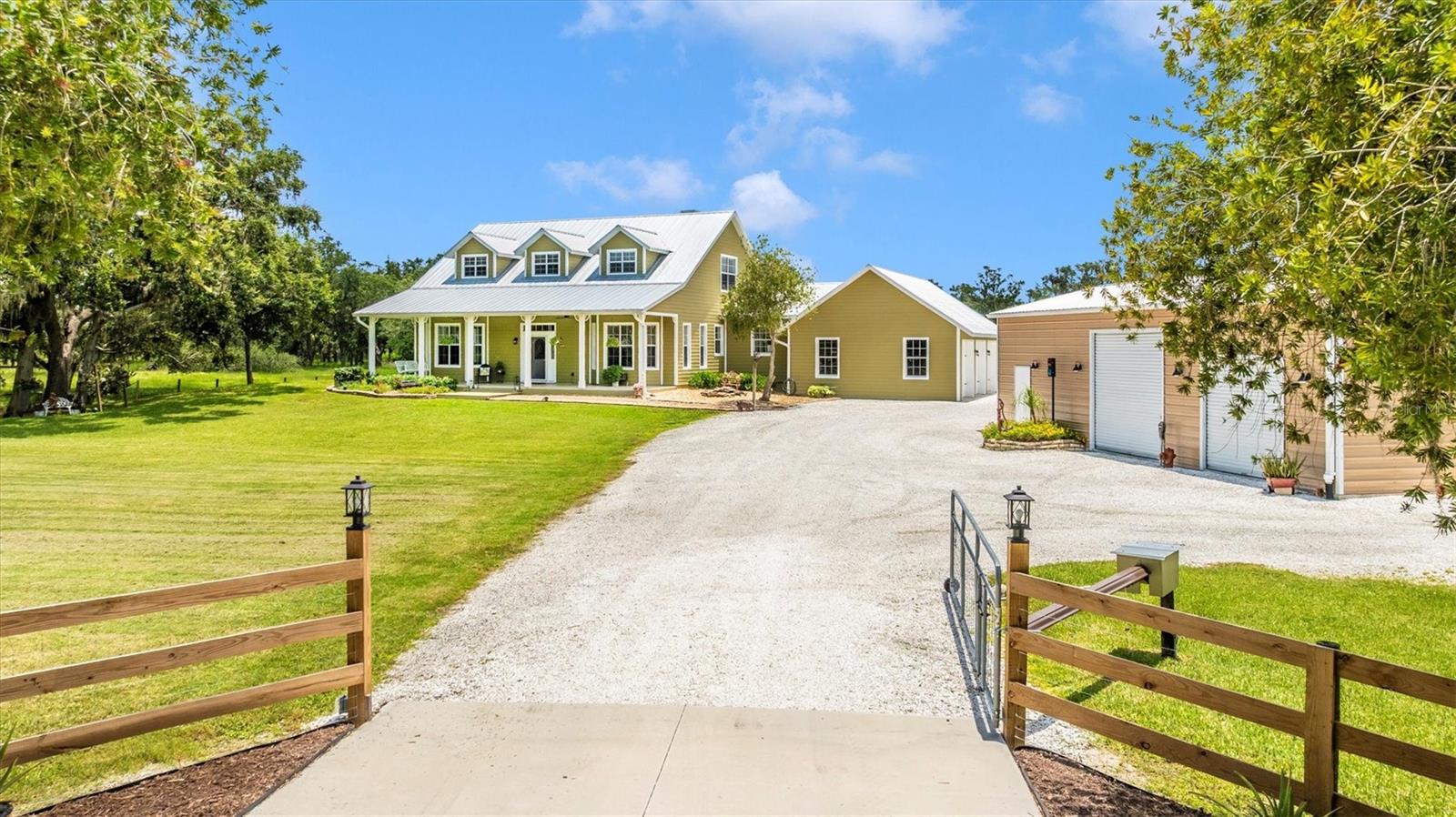 1901 JOSHUA DRIVE