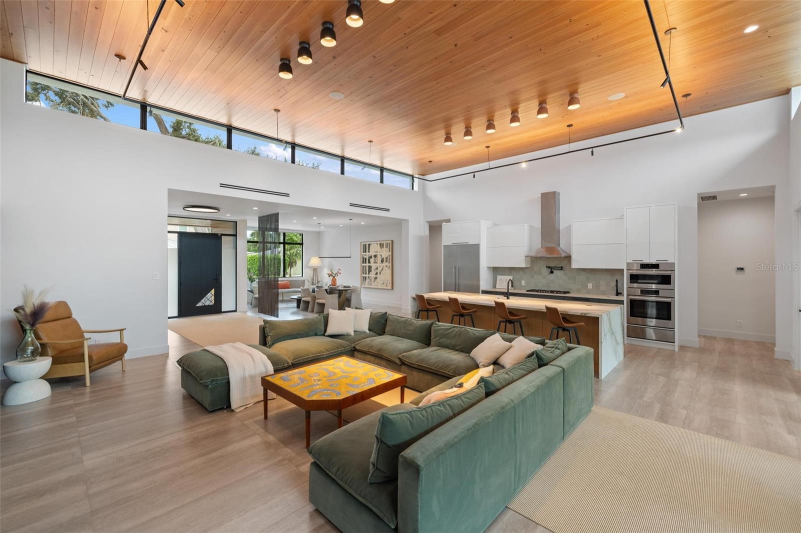 POINSETTIA PARK 2 - Residential