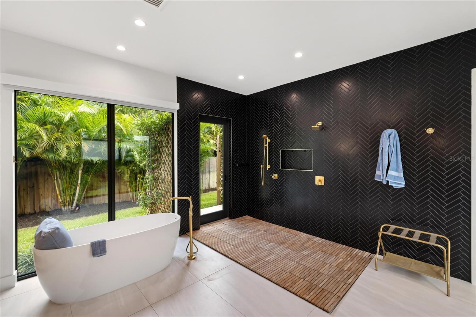 POINSETTIA PARK 2 - Residential