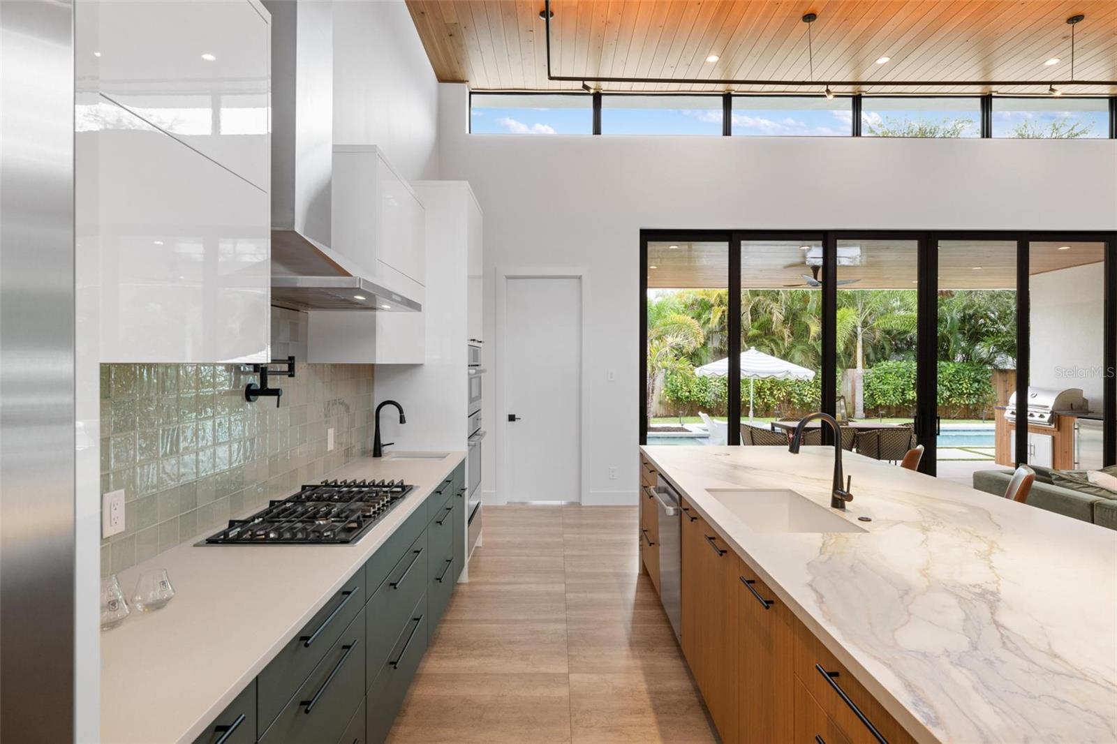 POINSETTIA PARK 2 - Residential
