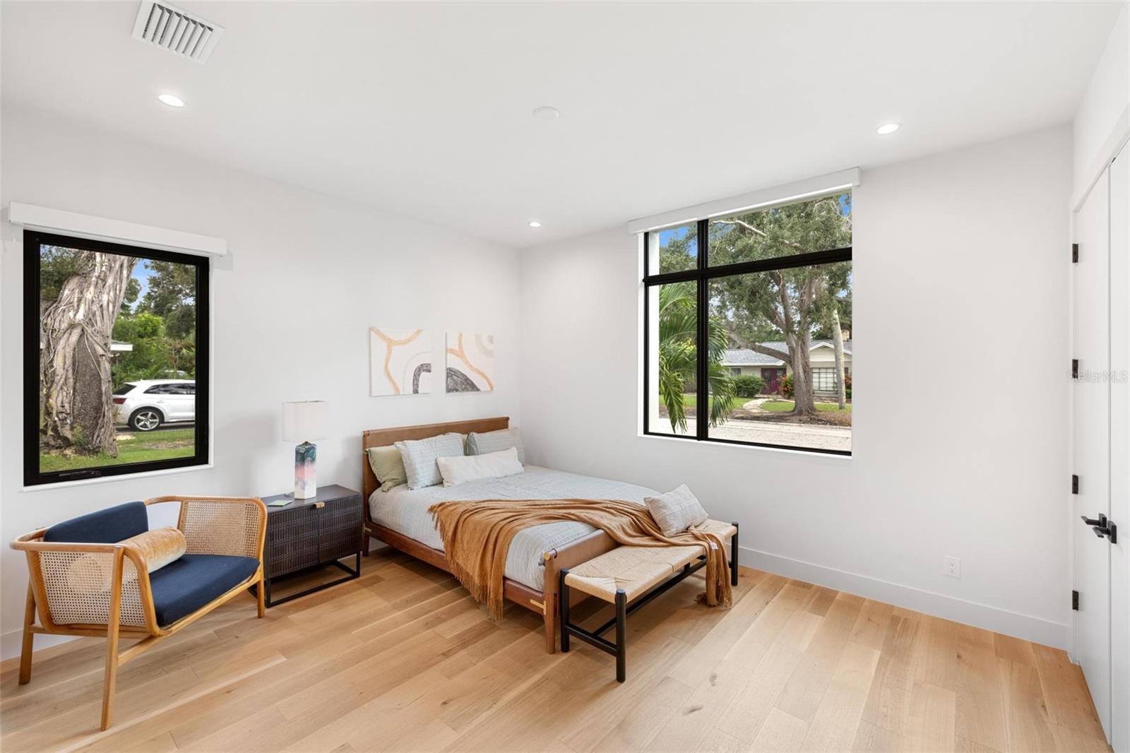 POINSETTIA PARK 2 - Residential