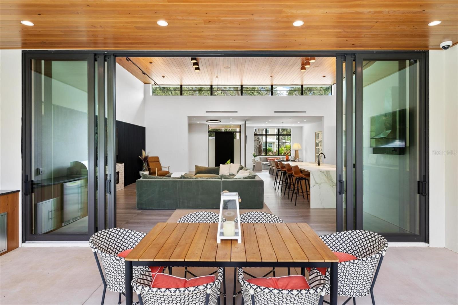 POINSETTIA PARK 2 - Residential