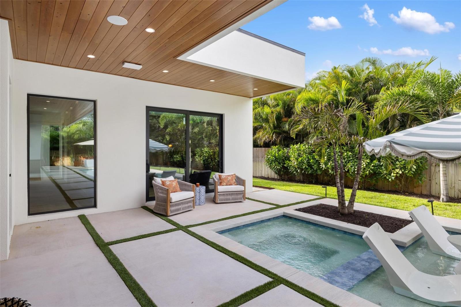 POINSETTIA PARK 2 - Residential