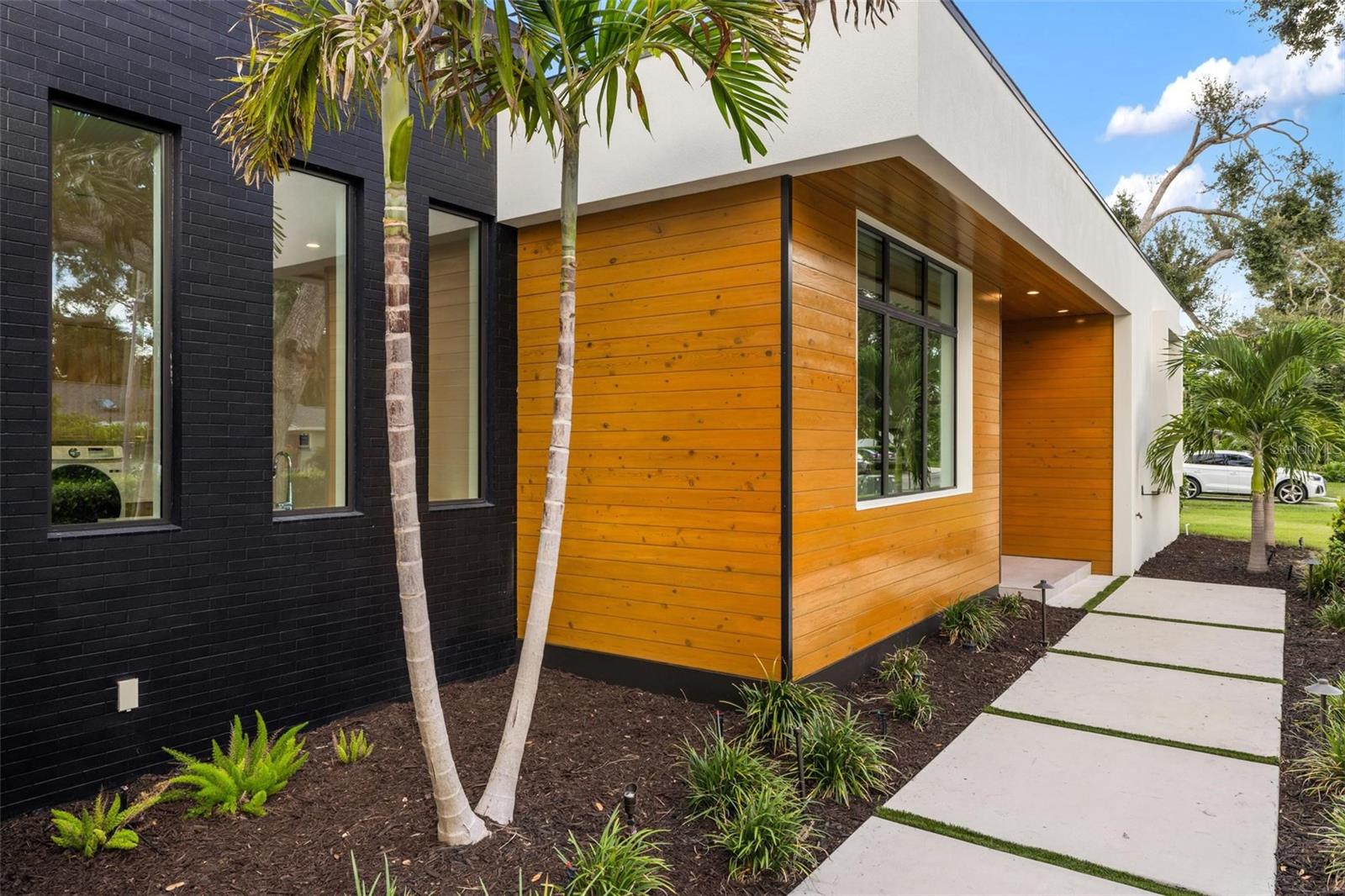 POINSETTIA PARK 2 - Residential