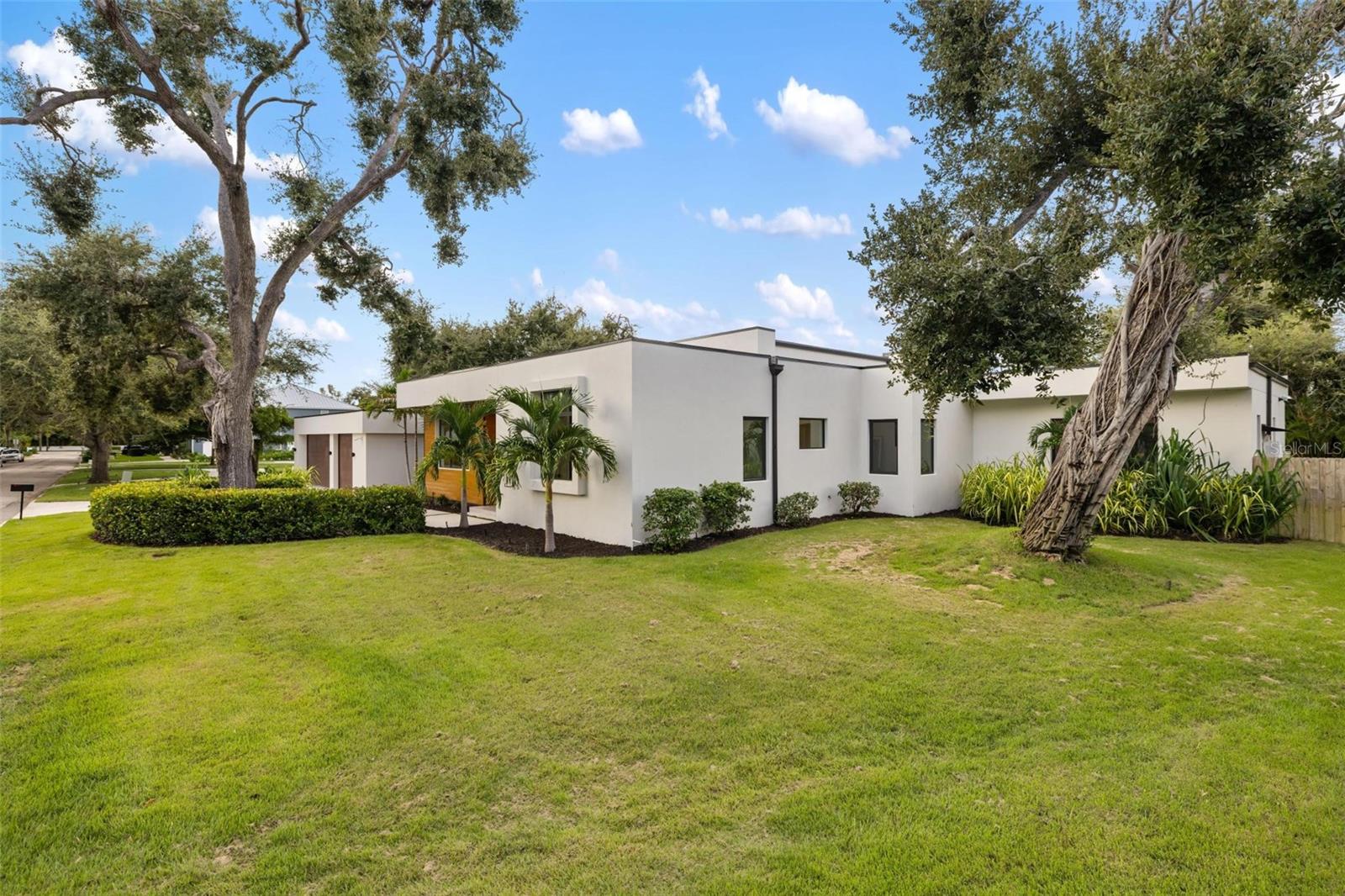 POINSETTIA PARK 2 - Residential