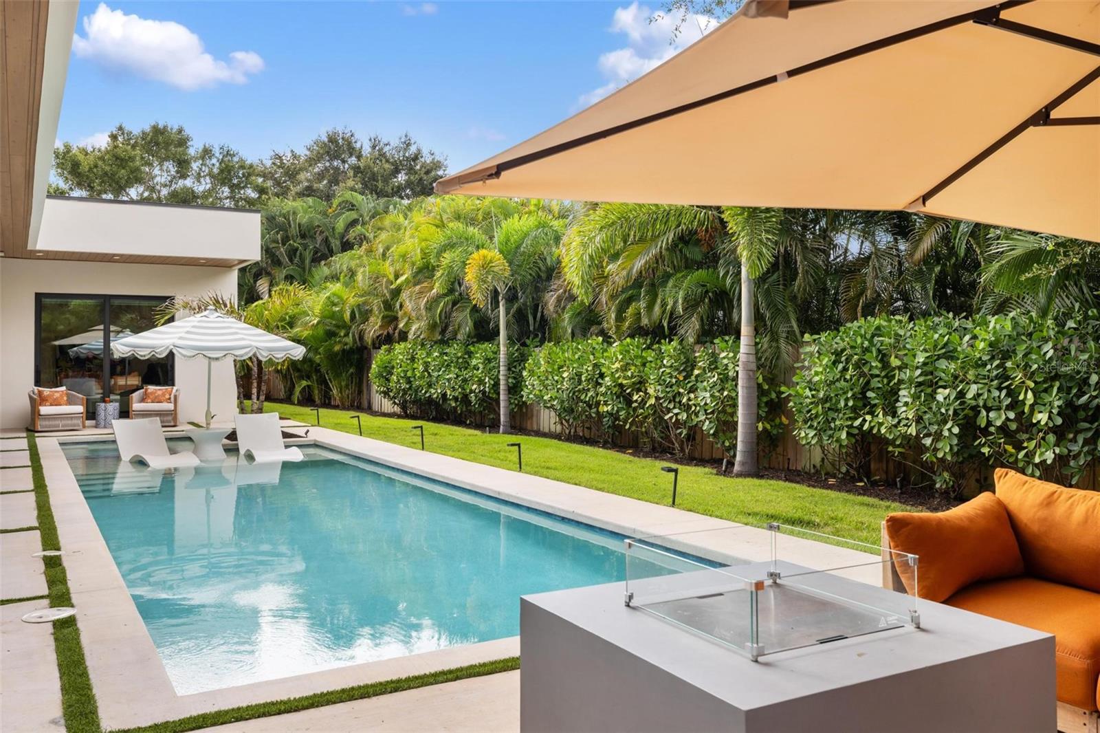 POINSETTIA PARK 2 - Residential