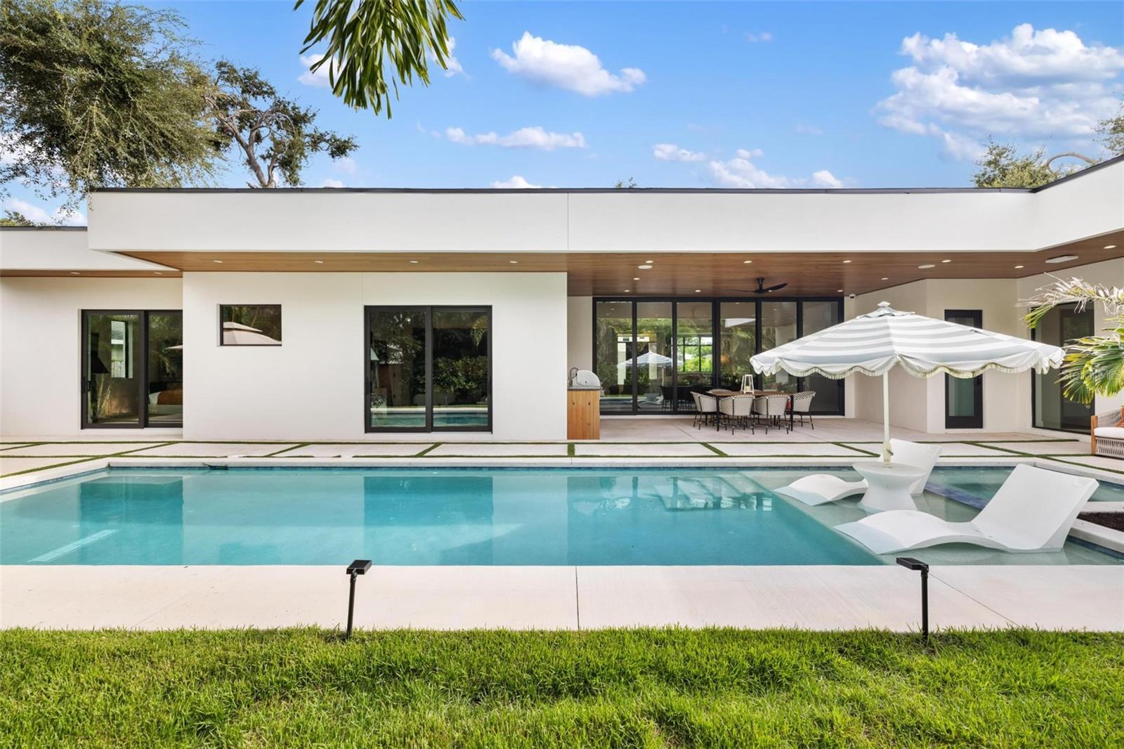POINSETTIA PARK 2 - Residential
