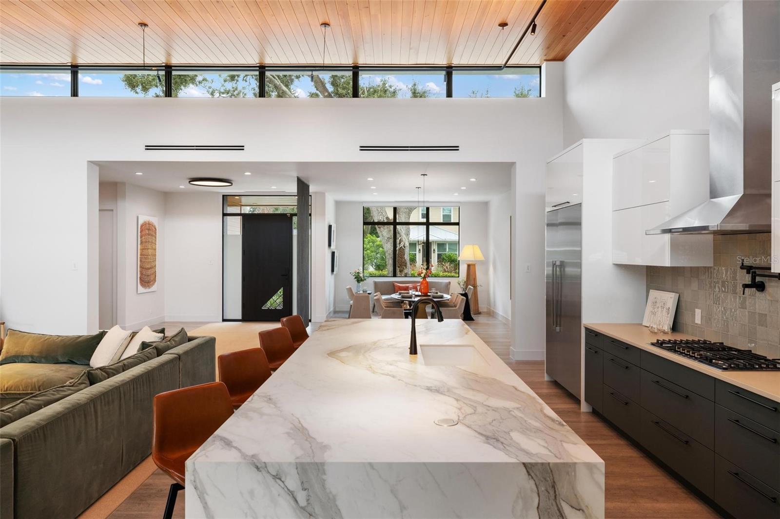 POINSETTIA PARK 2 - Residential