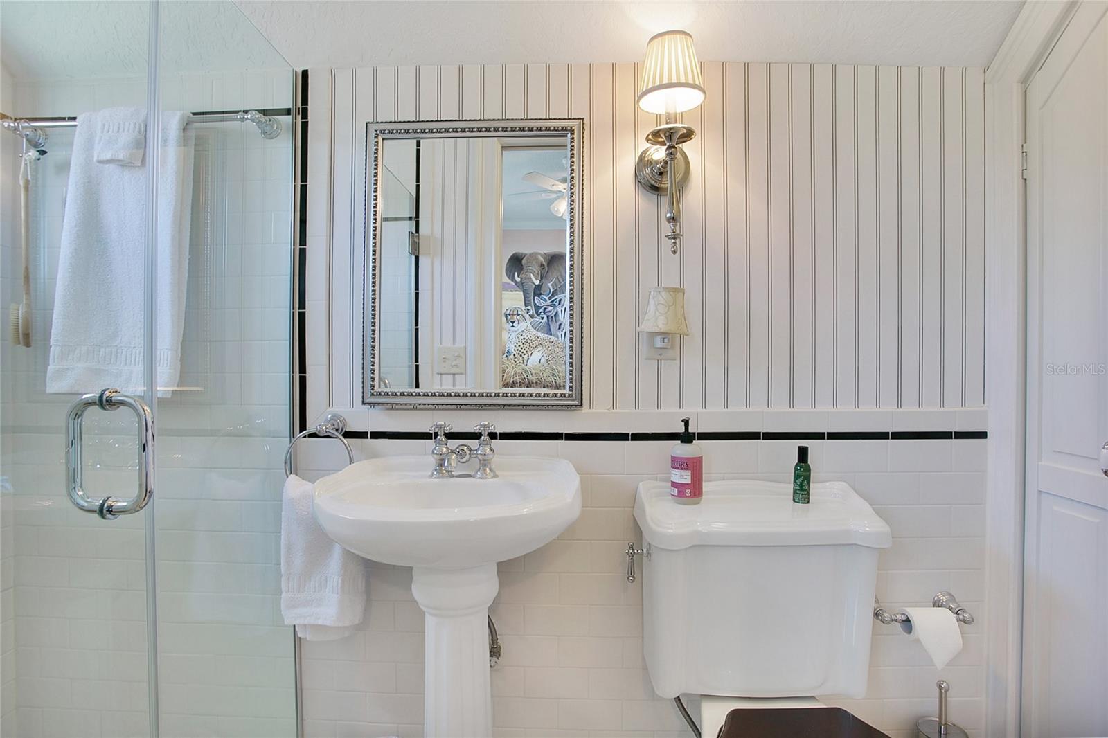 RIVER OAKS - Residential