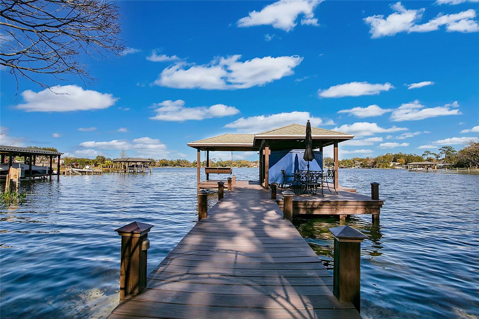 RIVER OAKS - Residential