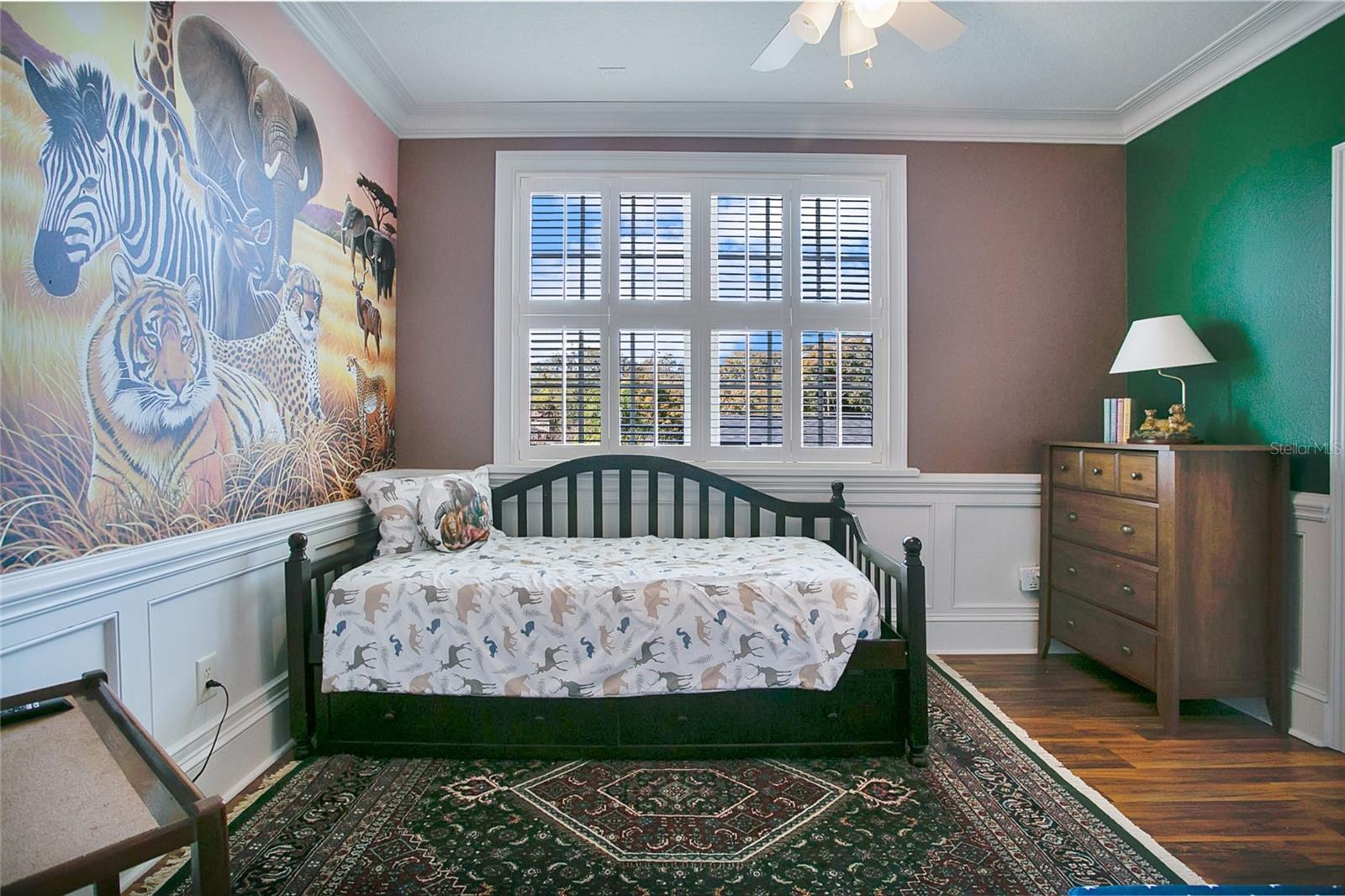 RIVER OAKS - Residential