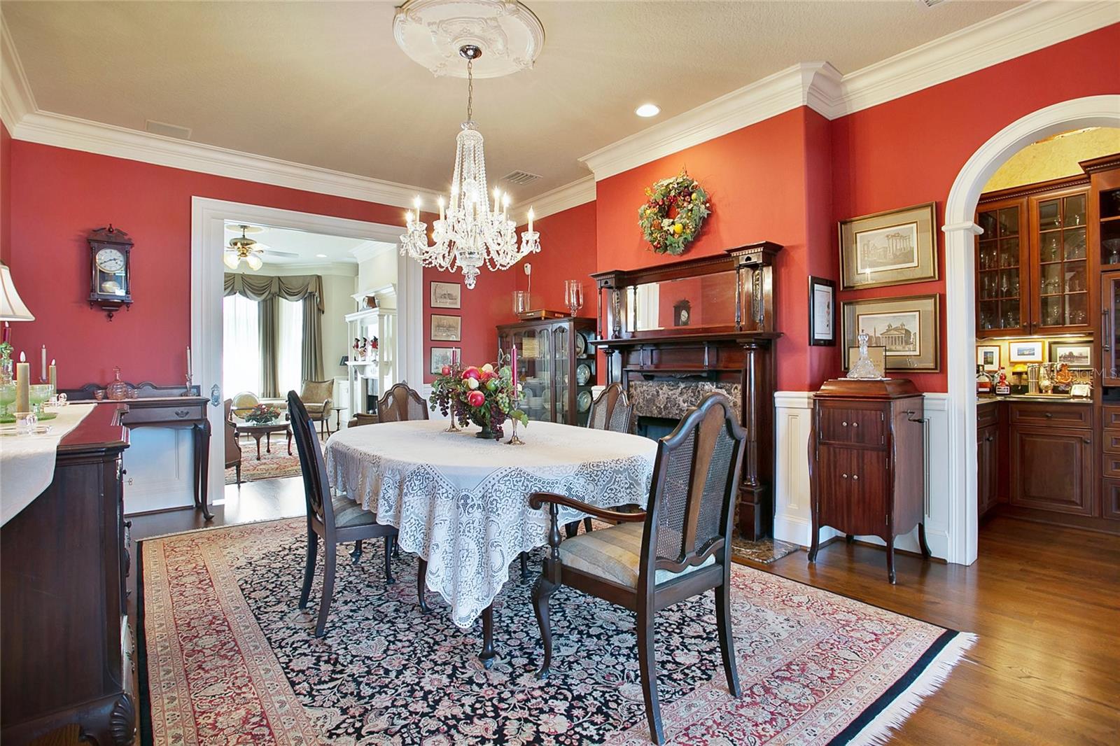 RIVER OAKS - Residential