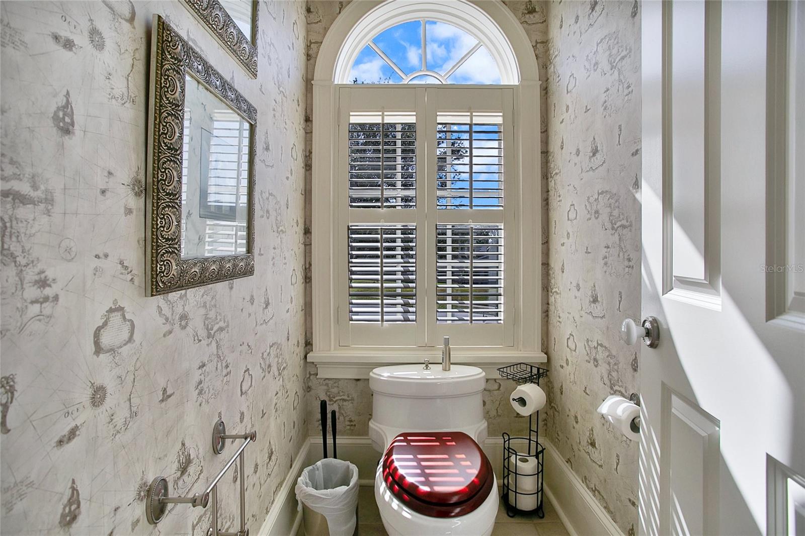 RIVER OAKS - Residential