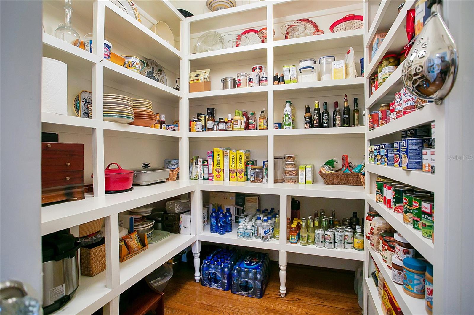 RIVER OAKS - Residential