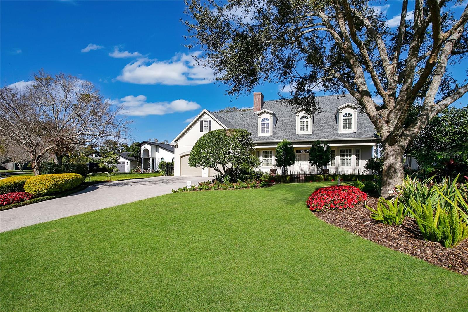 RIVER OAKS - Residential