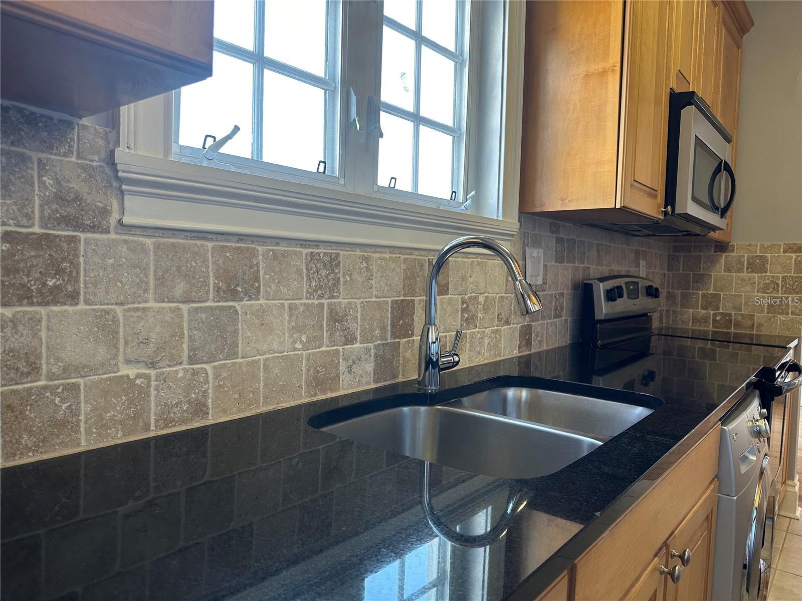 MELROSE LANDING CONDO - Residential Lease
