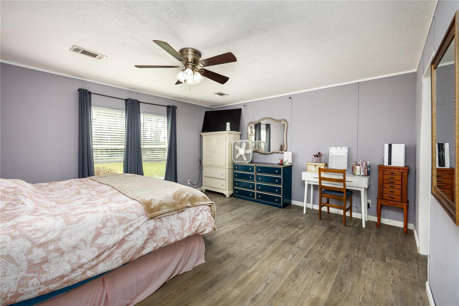 HIGH SPGS ESTATES UNIT II - Residential